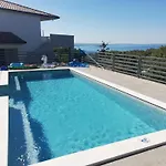 Luxury Seaview With Private Pool Apartmán Kostrena
