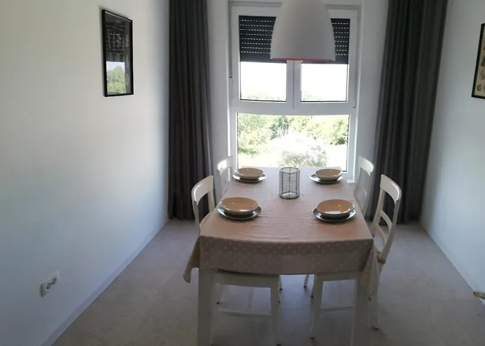Luxury Seaview With Private Pool Apartman *