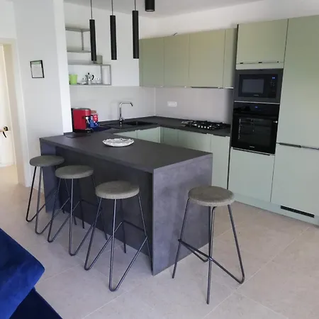 Luxury Seaview With Private Pool Apartment