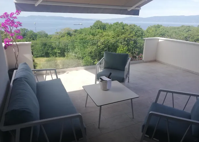Luxury Seaview With Private Pool Διαμέρισμα Kostrena